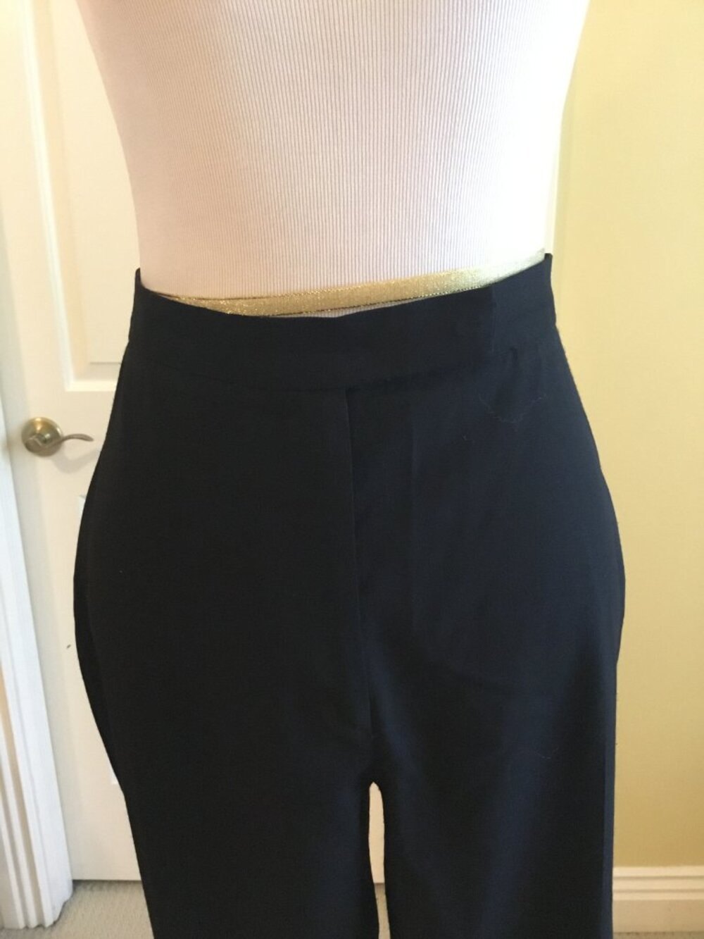 Dolce & Gabbana Black High-Waisted Tailored Dress Pants Made in Italy - Picture 12 of 13
